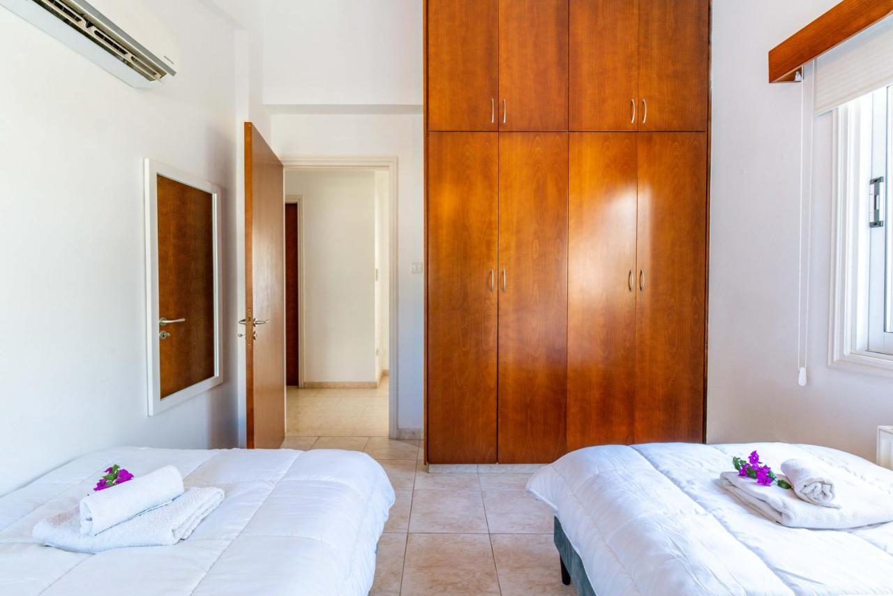 Villa Marina Sunrise By Ezoria Villas Coral Bay Exterior foto