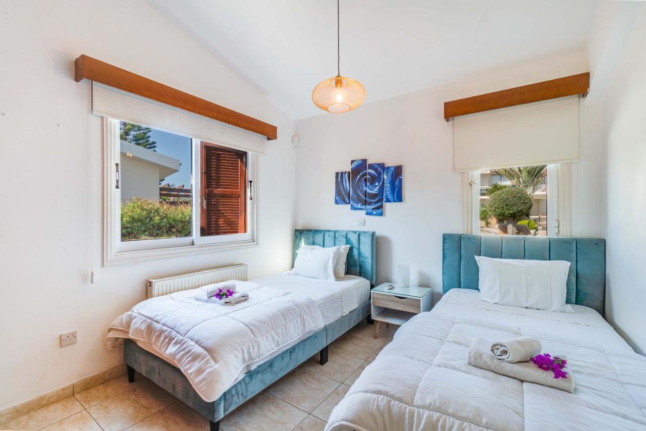Villa Marina Sunrise By Ezoria Villas Coral Bay Exterior foto